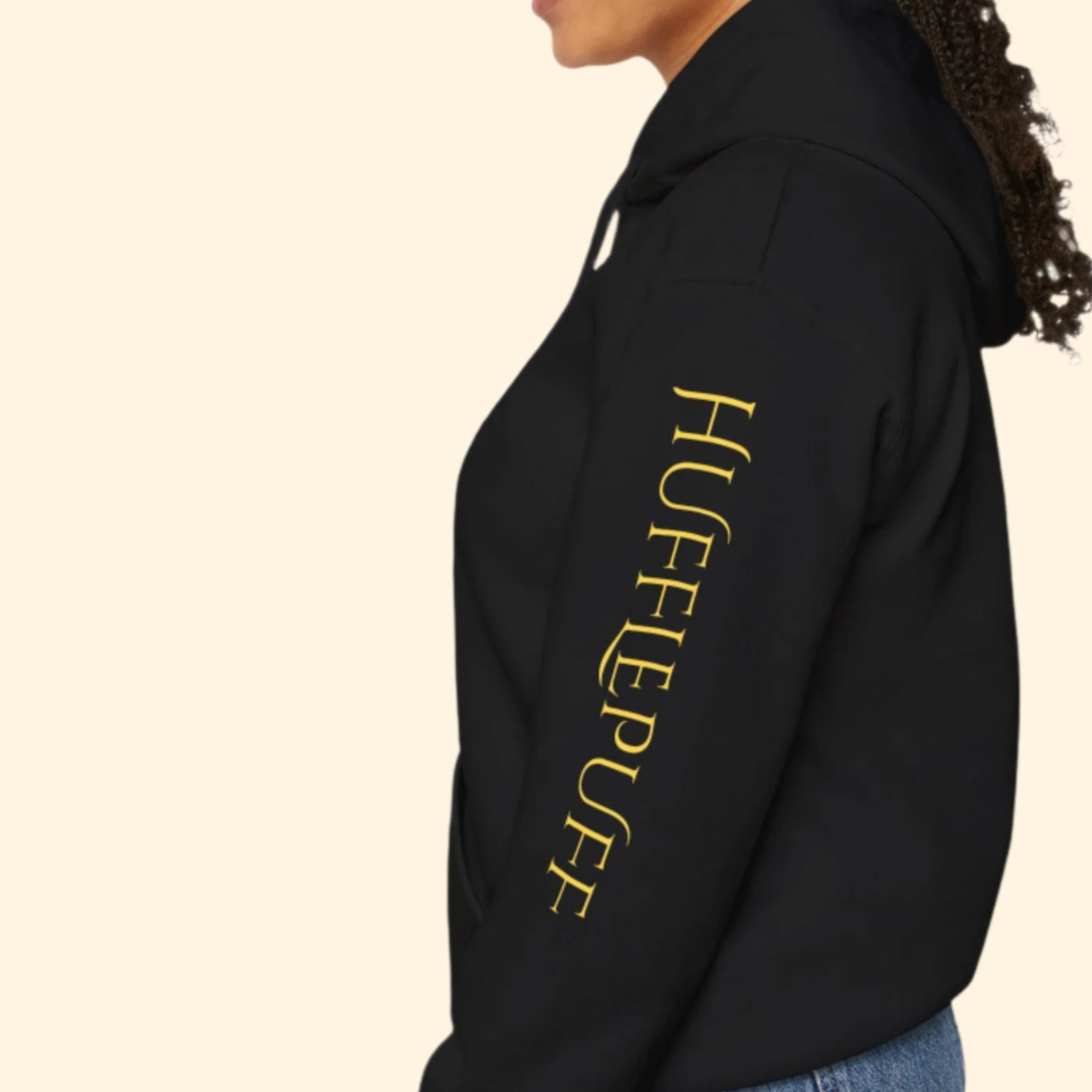 hufflepuff black hoodie sleeve